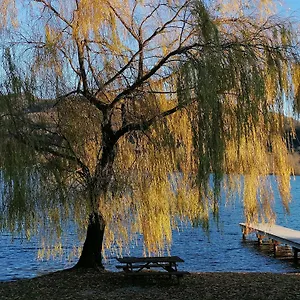 romantica-terrazza-sul-lago.hotelinveneto.com/